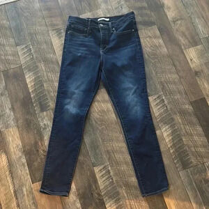 LEVI JEANS NWOT l 311 Shaping Skinny Jeans Size 30